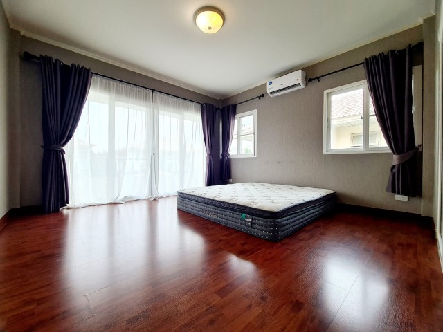 บ้านเดี่ยว